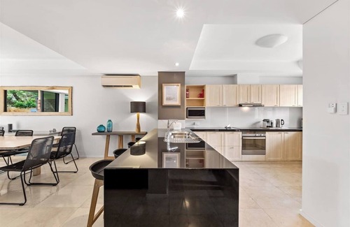 Broadwater Casa | Beachside Getaway Family Villa at Sebel Resort