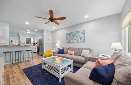 Cocoa Beach Cabaña | Sea Turtle-Mins to Beach, Pet Friendly, King Bed