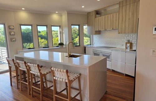 Twin Waters Casa | Beachside house in Sebel Resort- 5 Bedroom home in a resort!