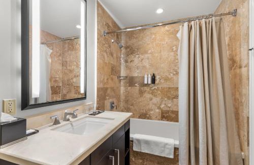 Key West Complejo | Beachside Resort & Residences