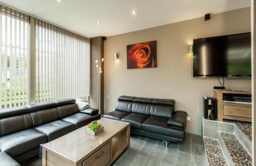 Middelkerke Villa | Beachside Stay w Sauna, cleaning included