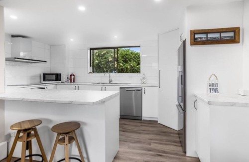 Woorim Apartamento | Beachside Unit in the Centre of Town