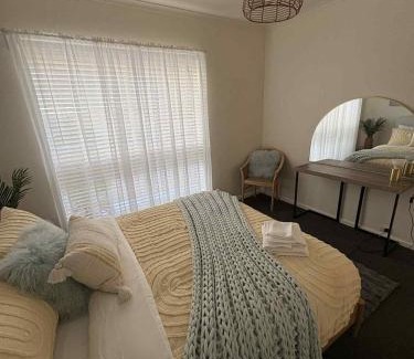 West Beach Apartamento | BEACHSIDE UNIT WITH OCEAN VIEWS West Beach
