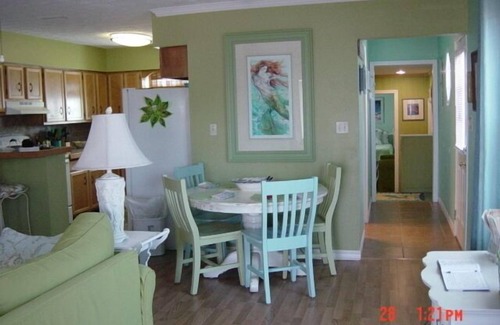 Butler Beach Casa | 5 estrellas Beachside Private Oasis! A pasos de la playa! Mins al centro de la ciudad. Wi-Fi gratis