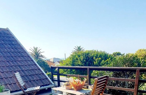 Kidd's Beach Apartamento | Beachthyme self catering loft