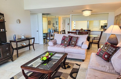 Longboat Key Condominio | Hermosa vista del Golfo de México 2 BR / 2 BA Condominio Beachplace en la unidad del 4to piso, exposición oeste.