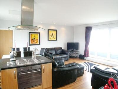Llanelli Casa | Beachview