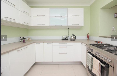 Humewood Casa | Beachview Penthouse King Bed