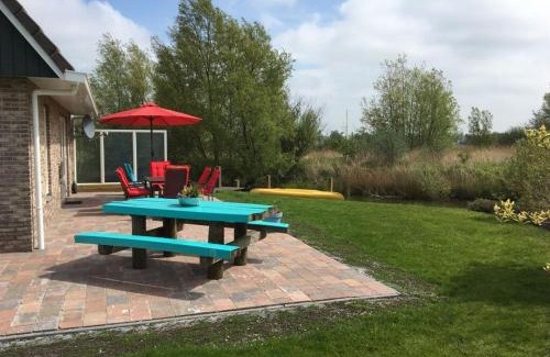 Makkum Casa | Beachvilla Grachtenblik