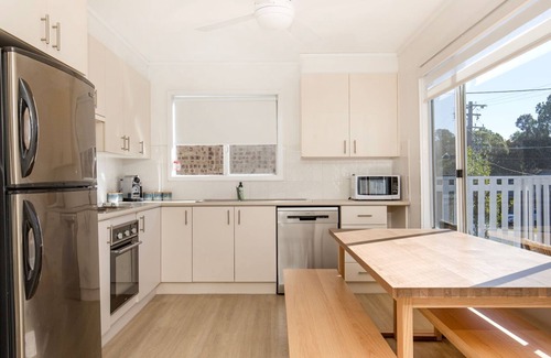 Berrara Casa | Beachway - Pet Friendly - 2 Mins Walk to Beach