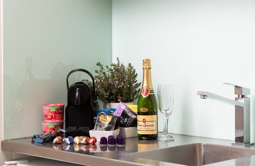Smiths Beach Apartamento | Beachwood Garden Studio, una escapada perfectamente diseñada para parejas.