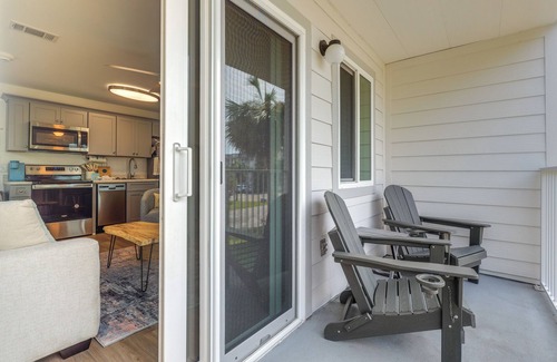 Fort Morgan Apartamento | Beachy Gulf Shores Condo w/ Pool, Walk to Shore!