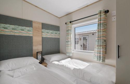 Mullacott Chalet De Esquí | Beachy Lodge with Deck & Parking nr Ilfracombe