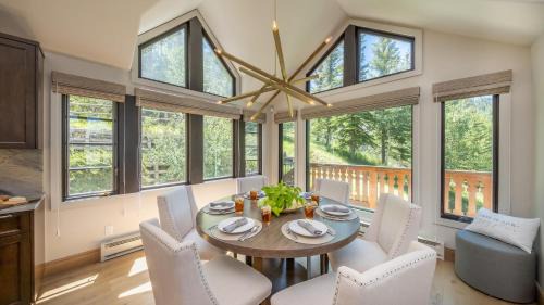 Highlands Townhomes Casa | Beacon Retreat