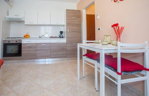 Crklada Apartamento | Beakovic Apartment with Garden