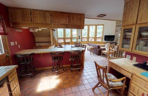 Lake City Casa | Bean's Place - Large Family Home with Beautiful Views From the Large Deck