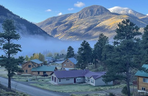 Lake City Casa | Bean's Place - Large Family Home with Beautiful Views From the Large Deck