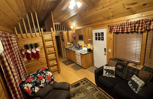 South Bloomingville Cabina | Cabina del oso, Hocking Hills
