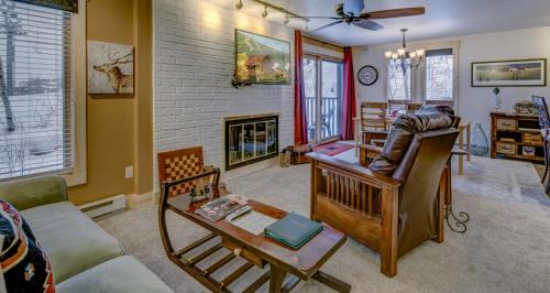 Steamboat Springs Apartamento | Bear Claw 104 - Ski-in Ski-out Condo!