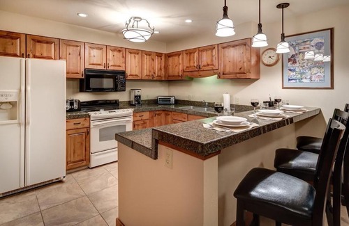 Steamboat Springs Apartamento | Bear Claw 312 - Ski-in Ski-out Condo!