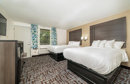 Gatlinburg Hotel | Bear Creek Inn