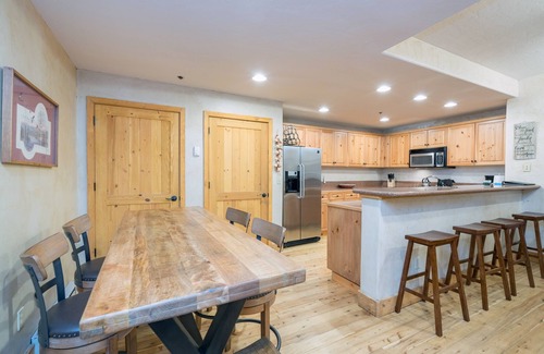Mountain Village Condominio | Bear Creek Lodge 107 2 Bedroom Condo by Alpine Lodging Telluride