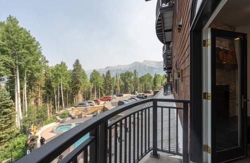 Mountain Village Condominio | Bear Creek Lodge 207 2 Bedroom Condo by Alpine Lodging Telluride