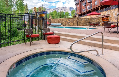 Mountain Village Condominio | Bear Creek Lodge 208 2 Bedroom Condo by Alpine Lodging Telluride