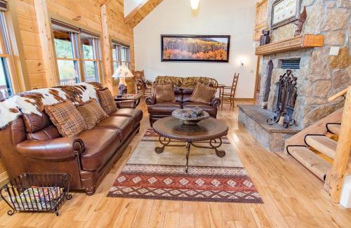 Breckenridge Casa | Bear Creek Mining Lodge Mountain Style Hot Tub