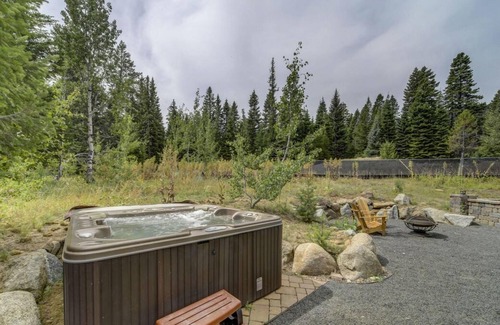 Tamarack Casa | Bear Discovery Custom Tamarack Estate Home by Casago Mccall - Donerightmanagement