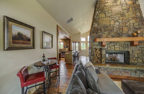 Tamarack Casa | Bear Discovery - Spectacular - Tamarack - 5BR - ski in ski out - hot tub