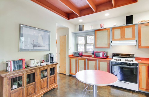 Bozeman Casa | Bear House - 3 Blocks to Downtown Main St Bozeman!