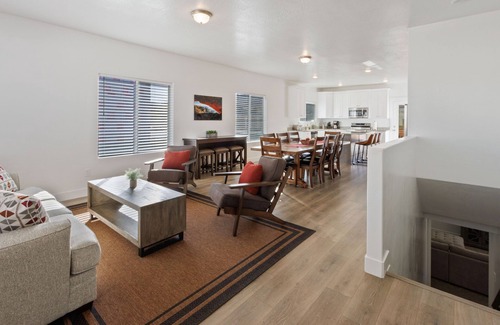 Sweetwater Casa | Bear Lake home! Sleeps 19 in comfort, 24 if needed; near lake, bike path, & GC.