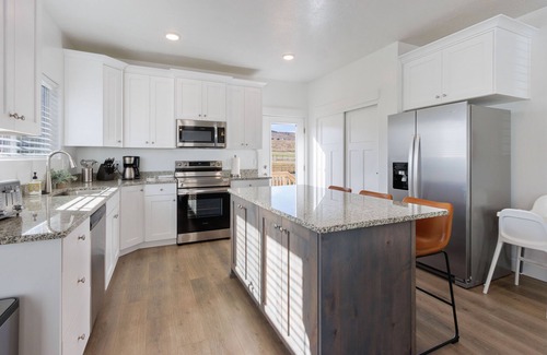 Sweetwater Casa | Bear Lake home! Sleeps 19 in comfort, 24 if needed; near lake, bike path, & GC.