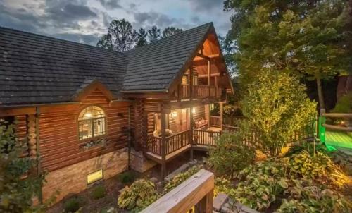 Blowing Rock Casa | Bear Lodge at Misty Mountain