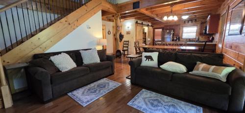 Caryville Casa | Bear Moon Lodge