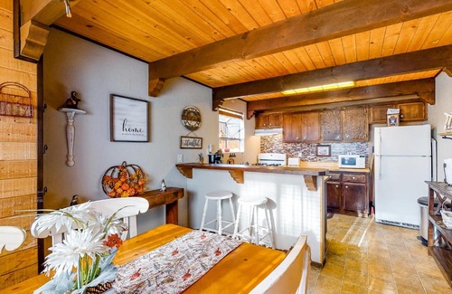 Moonridge Casa | Bear Mountain Manor