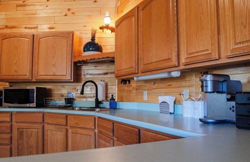 Cortez Cabina | Bear Necessities Cabin, Mesa Verde Getaway