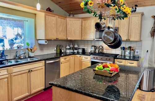 Pine Mountain Club Cabina | Bear Necessities: Retreat at Roaming Bear Lodge