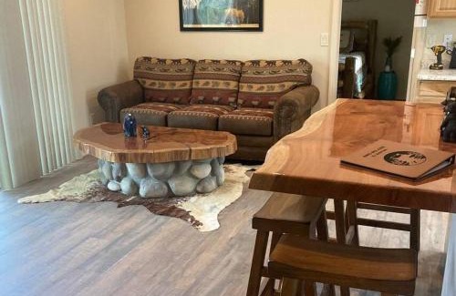 Mariposa Casa | Bear Paw Cabin new construction near Yosemite