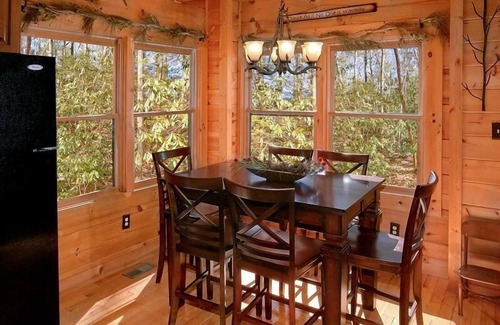 Gatlinburg - Pigeon Forge Cabina | Bear Paw Trail