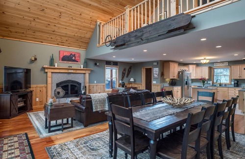 Sunday River Area Chalet De Esquí | Bear Ridge- Spacious Chalet Minutes to Sunday River