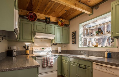 Arnold Chalet De Esquí | Bear's Outpost- ~ Central Heat!Stay 4 nights, Get 5th night free