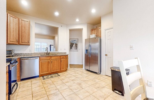 Ocean View Condominio | Bear Trap Dunes condo with access to tennis/pickleball, sauna, pool & fast WiFi