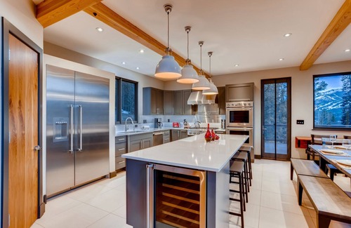Forest Hills Casa | Bearadise Forest: ¡Próximamente en River Ridge Rentals!