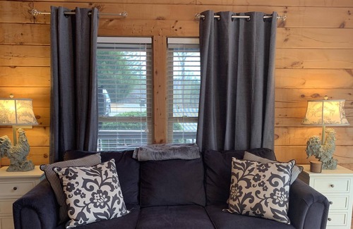 Rutherfordton Cabina | BearCub Cabin Mountain View with Fireplace