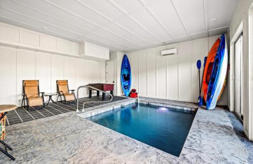 Sevierville Casa | Bearfoot Bungalow - Lakefront Paradise