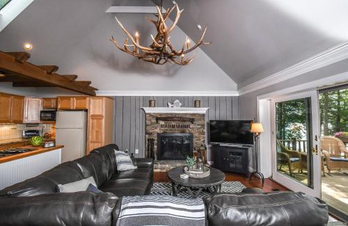 Oakland Casa | Bearfoot Lodge