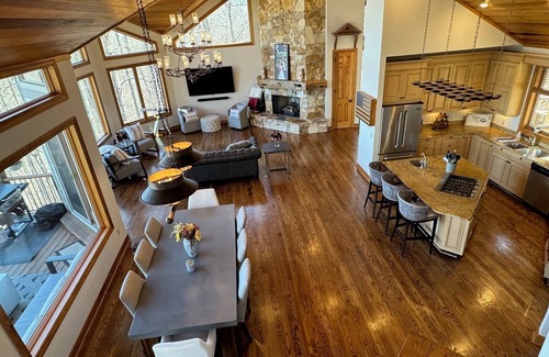 Mountain Air Casa | Bearfoot Retreat - Private Club Access