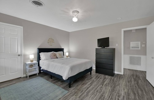 Huntsville Casa | Bearkat Cove No Service Fees Near Sam Houston